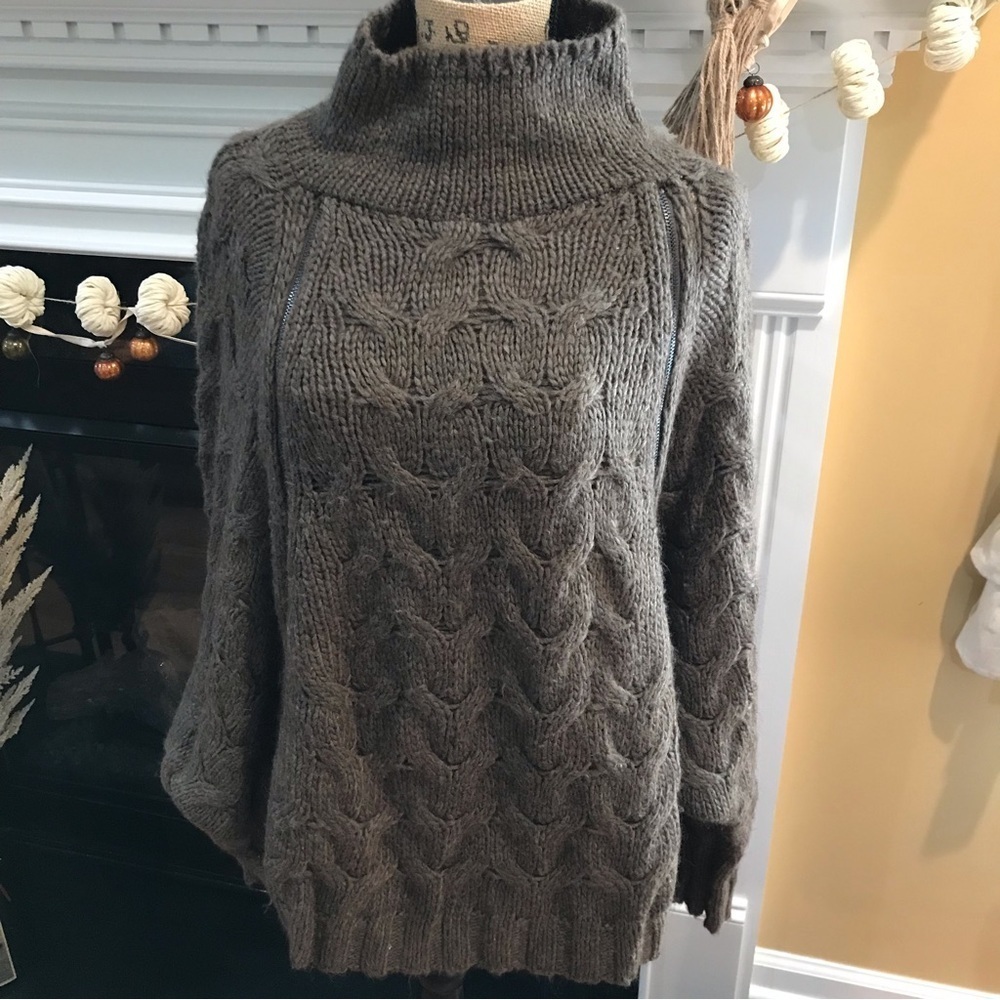 🌸VINTAGE RARE FREE PEOPLE Sweater Poncho